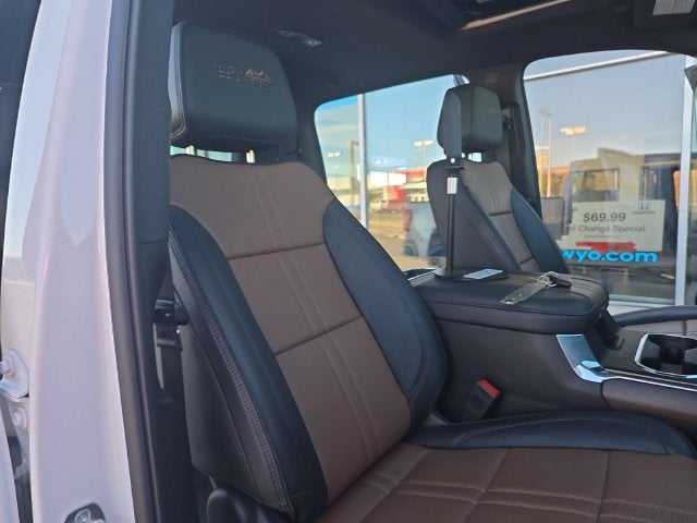 2025 Chevrolet Silverado 3500HD High Country DRW