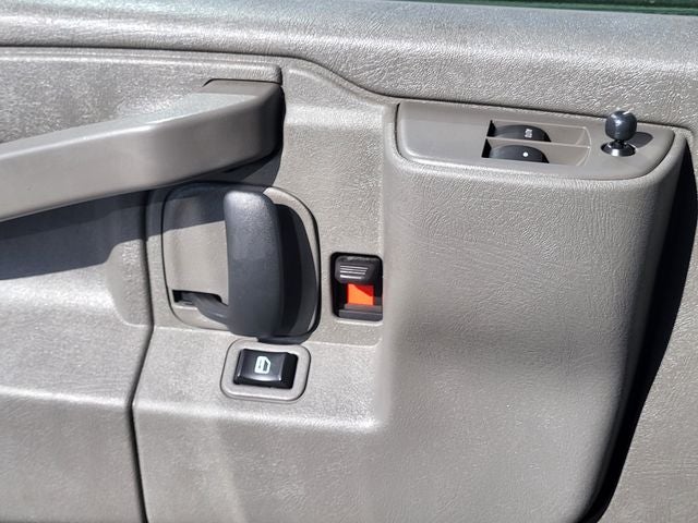 2023 Chevrolet Express 2500 Work Van Cargo