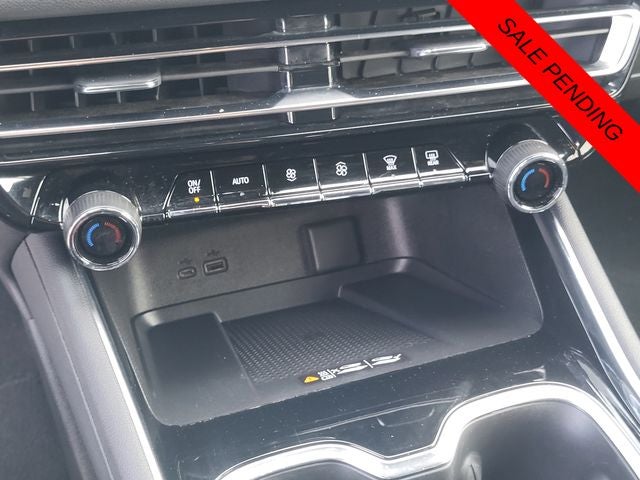 2025 Chevrolet Traverse LT 2LT