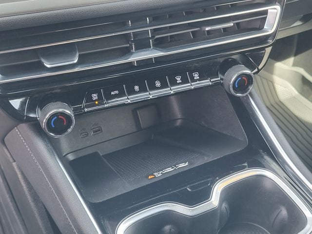 2025 Chevrolet Traverse LT 2LT