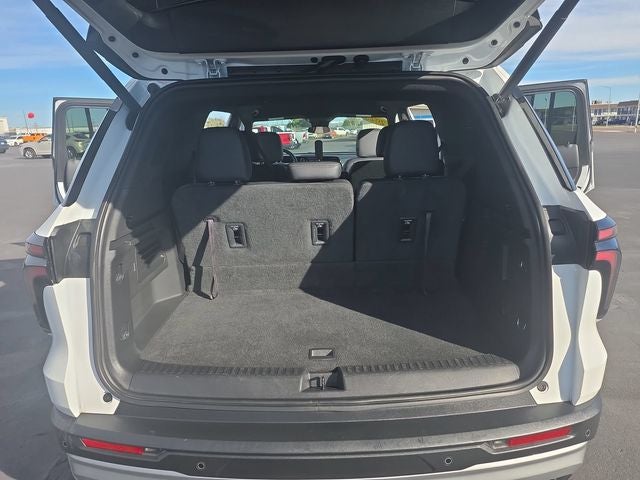 2025 Chevrolet Traverse LT 2LT
