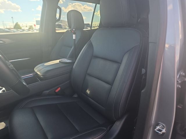 2025 Chevrolet Traverse LT 2LT