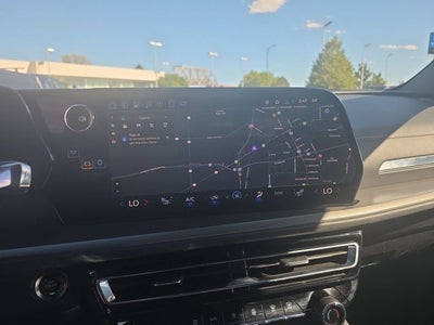 2025 Chevrolet Traverse LT 2LT
