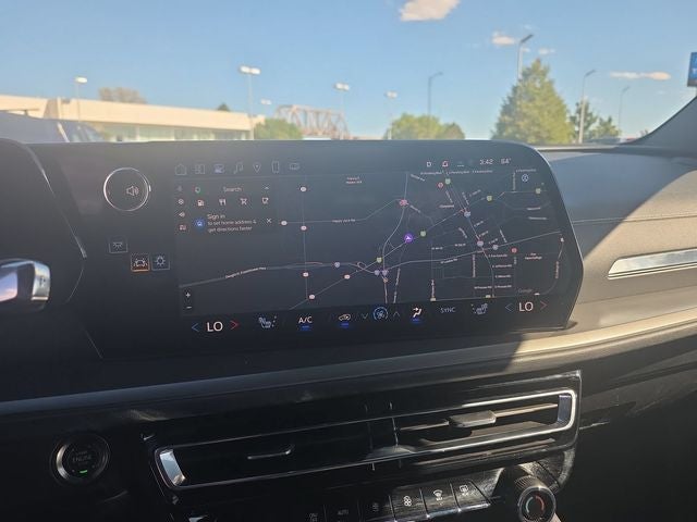 2025 Chevrolet Traverse LT 2LT