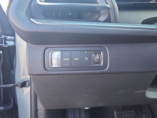 2025 Chevrolet Traverse LT 2LT