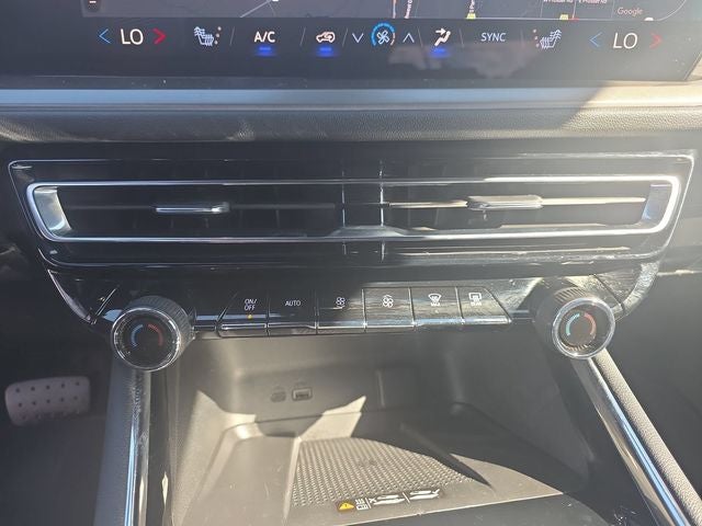 2025 Chevrolet Traverse LT 2LT