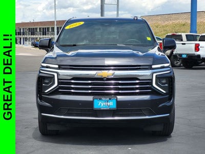 2025 Chevrolet Suburban LT