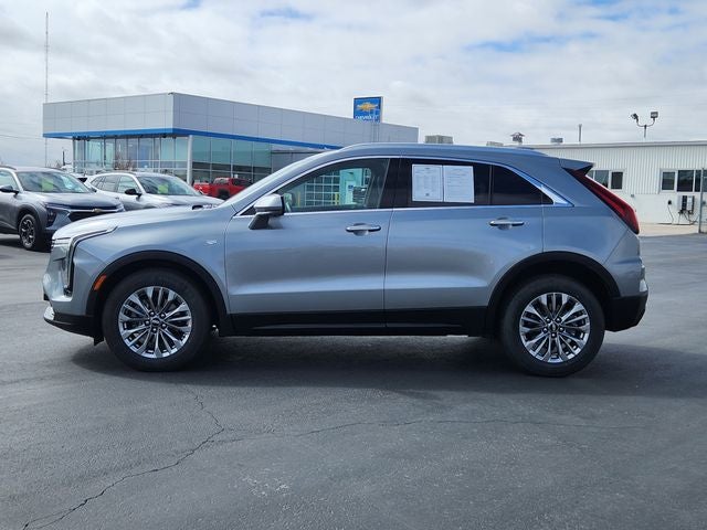 2025 Cadillac XT4 Premium Luxury