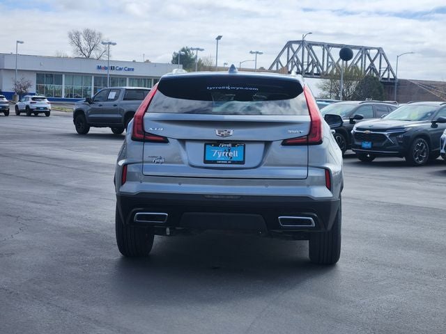 2025 Cadillac XT4 Premium Luxury