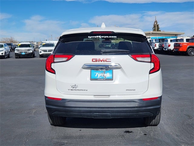 2024 GMC Terrain SLE