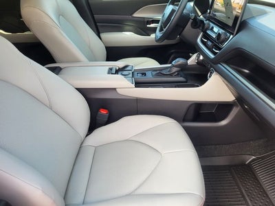 2025 Toyota Grand Highlander XLE
