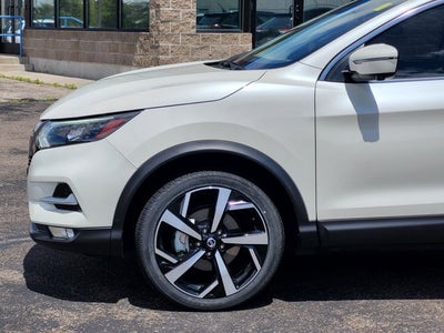 2022 Nissan Rogue Sport SL