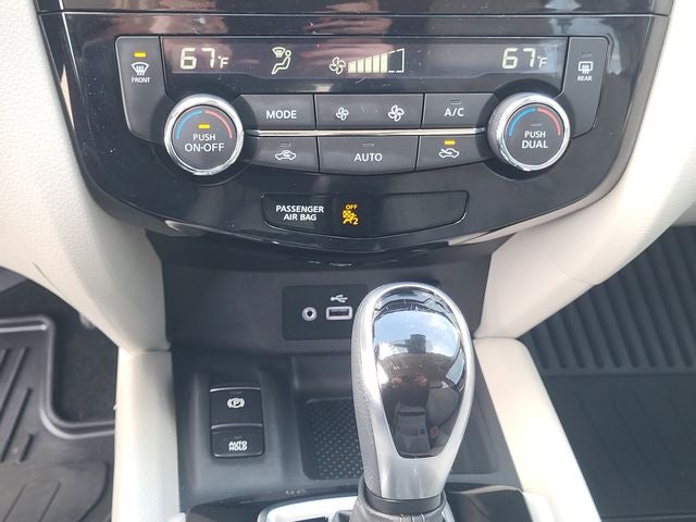 2022 Nissan Rogue Sport SL