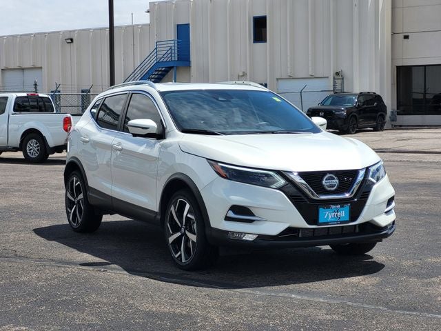 2022 Nissan Rogue Sport SL