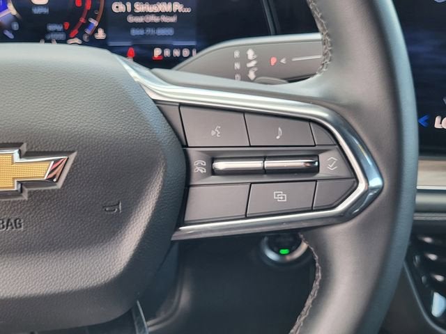 2025 Chevrolet Suburban LT