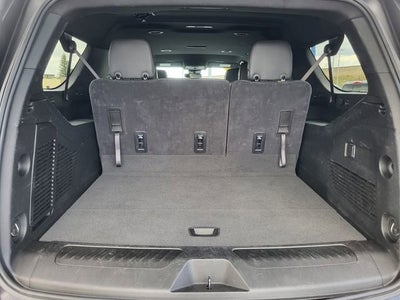 2025 Chevrolet Suburban LT