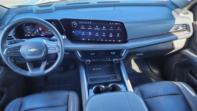 2025 Chevrolet Suburban LT