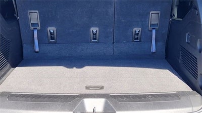 2025 Chevrolet Suburban LT