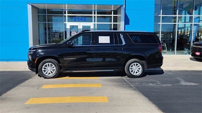 2025 Chevrolet Suburban LT