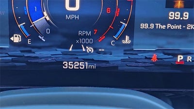 2025 Chevrolet Suburban LT