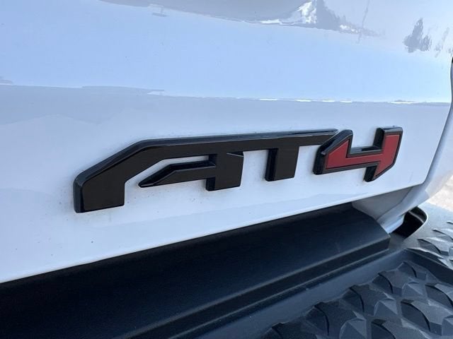 2025 GMC Canyon AT4