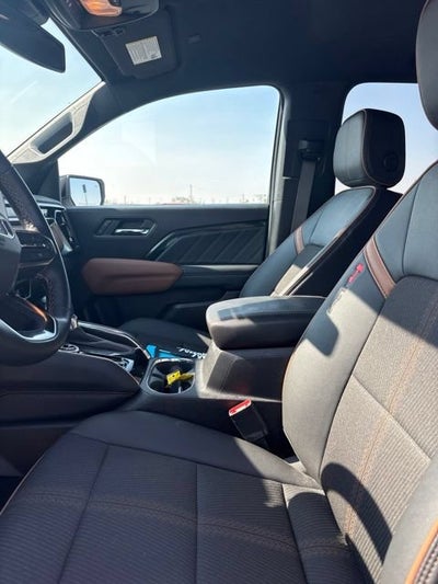 2025 GMC Canyon AT4