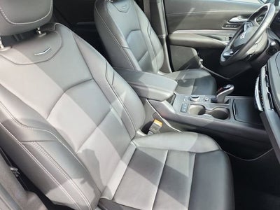 2025 Cadillac XT4 Premium Luxury