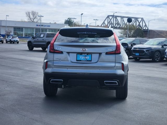 2025 Cadillac XT4 Premium Luxury