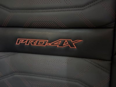 2025 Nissan Frontier Crew Cab PRO-4X 4x4