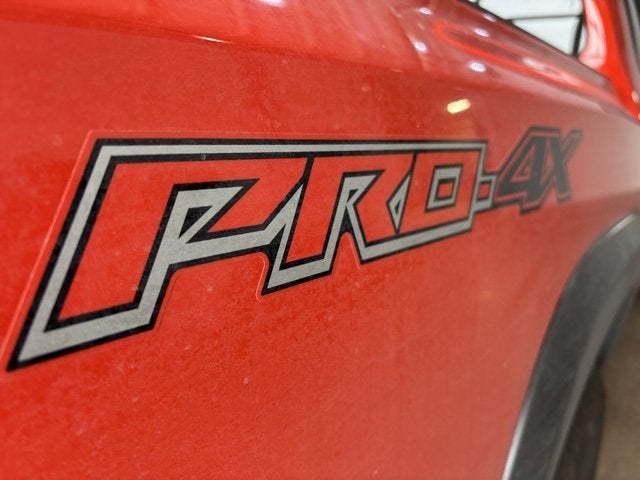 2025 Nissan Frontier Crew Cab PRO-4X 4x4