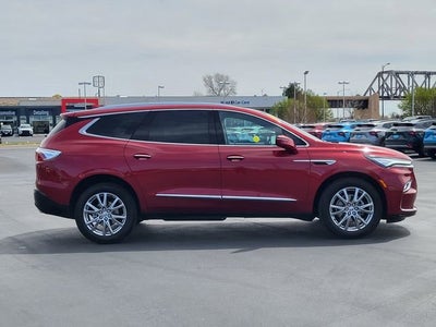 2024 Buick Enclave Essence