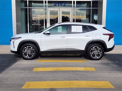 2025 Chevrolet Trax LT