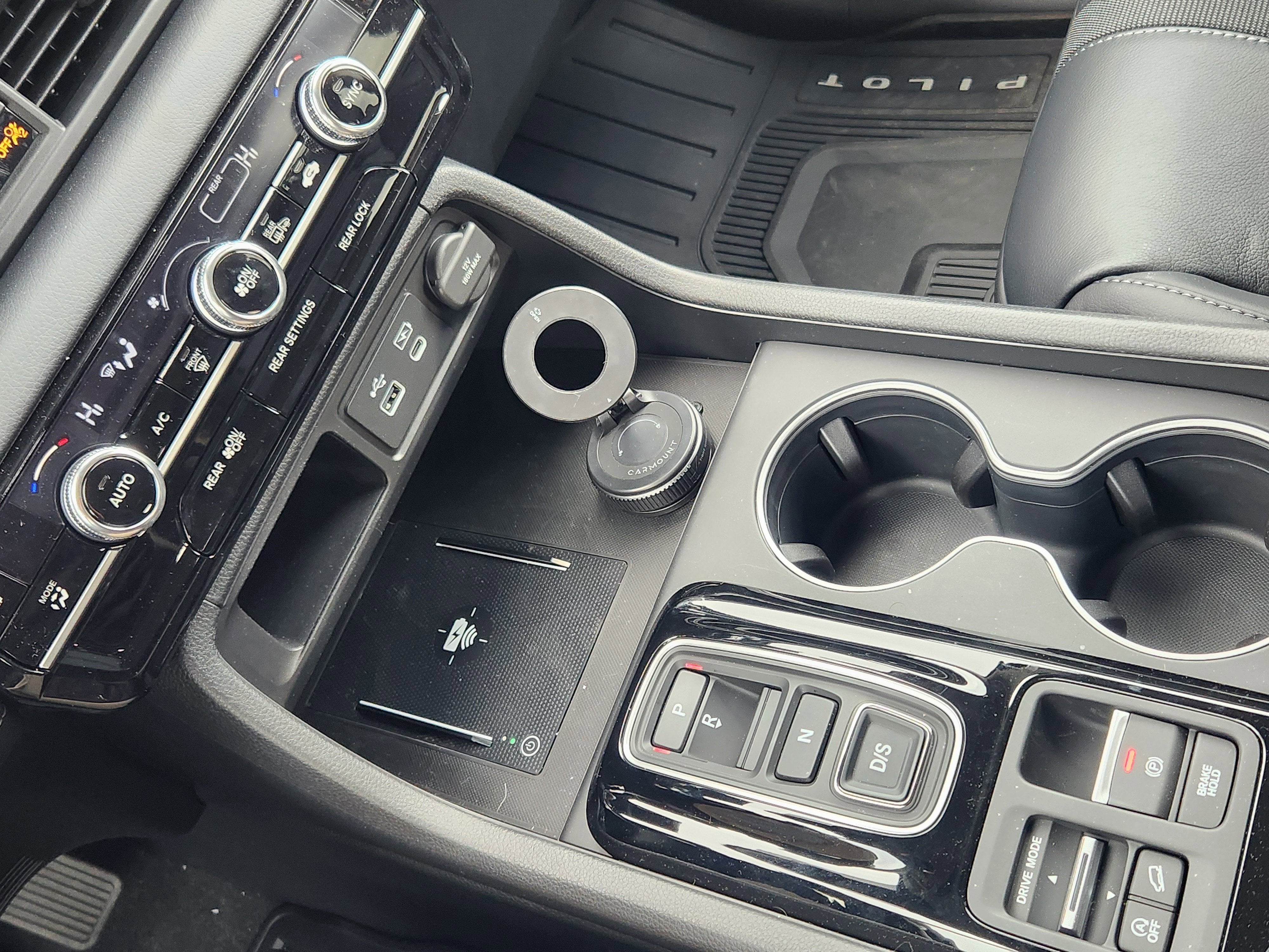 2025 Honda Pilot AWD TRG